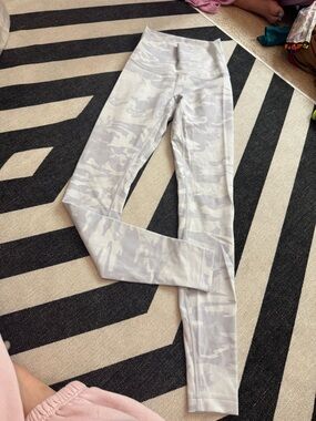 lululemon athletica Light Gray Camo High-Rise Leggings $50  OBO